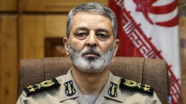 سرلشکر موسوی در تماس تلفنی با علی لاریجانی جویای حال وی شد