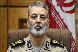 سرلشکر موسوی در تماس تلفنی با علی لاریجانی جویای حال وی شد