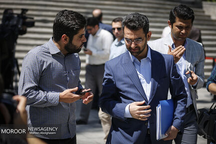 حاشیه جلسه هیات دولت 