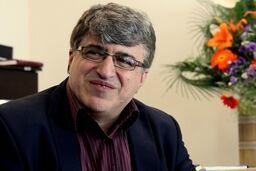 محیط زیست دیگر نقش روی قالی نیست