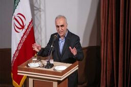 باید از طریق راه‌های میانبر به موفقیت در علم و اقتصاد دست پیدا کنیم