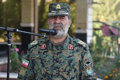 دشمن درصدد است فرهنگ غرب را از طریق اینترنت، ماهواره و فضای مجازی به مردم القا کند