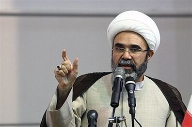 راه مقابله با سم‌ پاشی فضای مجازی حضور فعال در این عرصه است