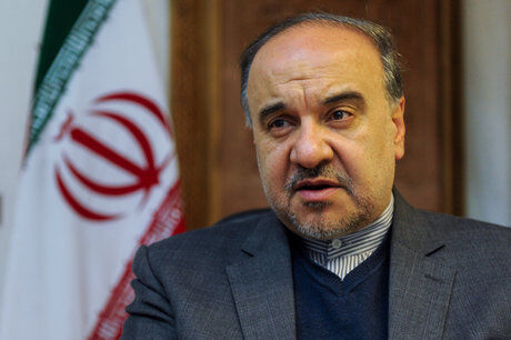 آمارهای نگران کننده از مصرف لوازم آرایش و دارو در کشور