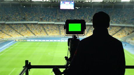 پخش زنده دیدارهای پرسپولیس، استقلال و سه بازی دیگر