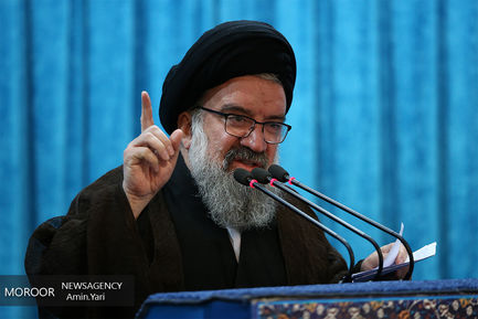 آخرین نماز جمعه تهران در ماه مبارک رمضان همزمان با روز جهانی قدس به امامت حجت الاسلام سید احمد خاتمی