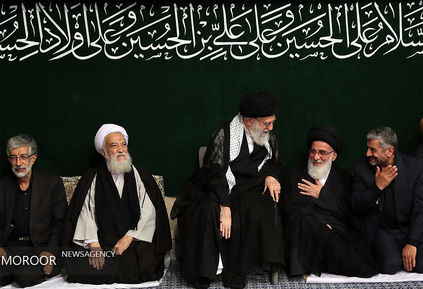 مراسم عزاداری شب عاشورای حسینی با حضور مقام معظم رهبری