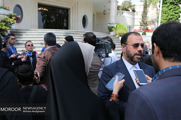 انتخابات رییس و نواب مجلس مربوط به نمایندگان است