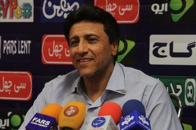مرفاوی: استقلال تیم 40 میلیاردی است، صبا 5 میلیاردی/ لازم شود عنایتی دروازه‌بان هم می‌شود!