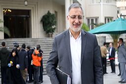 خیلی ها می‌خواهند راه انقلاب را مسدود کنند
