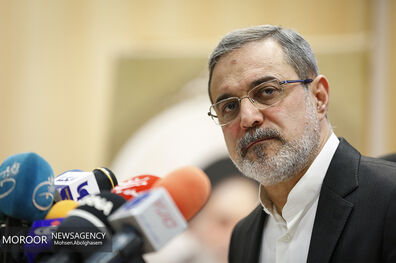 کلیه واحدهای آموزش و پرورش را در استفاده از پیام رسان خارجی منع کردیم 