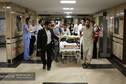 مصدومان حادثه واژگونی اتوبوس حامل زائران ایرانی