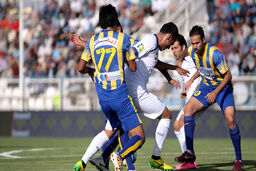 صبا 0- گسترش 0؛ نجات تیم 9نفره!