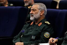 امروز باید شمر زمان خود را بشناسیم و برای آن شعر بسراییم 