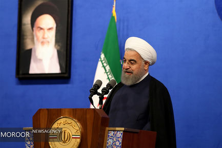 ضیافت افطار خادمان قرآن کریم با رییس جمهور