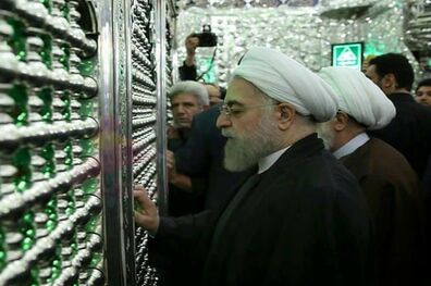 روحانی به زیارت حرم ائمه اطهار رفت