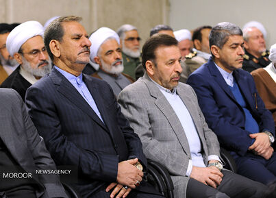 دیدار مقام معظم رهبری و جمعی از مسئولان نظام با میهمانان کنفرانس وحدت اسلامی