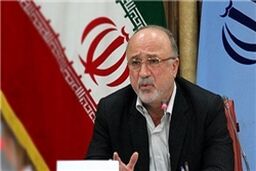 استاندار گیلان در نامه‌هایی به وزارت ورزش و جوانان حمایت از تیم ملوان را خواستار شد