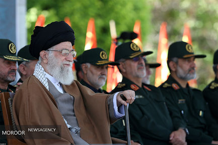 مراسم دانش‌آموختگی دانشجویان دانشگاه امام حسین علیه‌السلام