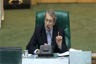 لاریجانی: دانشجویان مسیر شهدای دانشجو را ادامه دهند