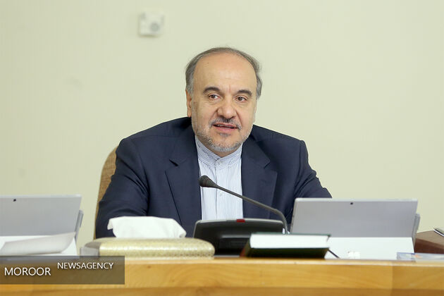 اگر همه تفاهم کنند خانواده ها را به استادیوم فوتبال می بریم