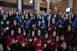 بازگشت بانوان فوتسالیست به ایران