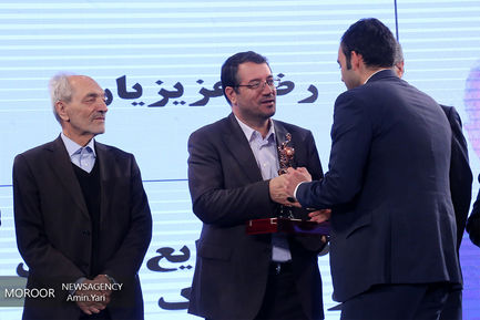 تجلیل از صادرکنندگان نمونه استان تهران