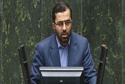 مجلس باید وزیری را انتخاب کند که اهل سیاست پژوهی باشد