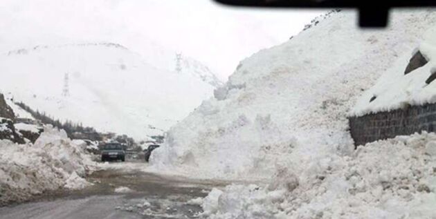 بازگشایی مسیر شمشک به دیزین یک کشته و یک مصدوم  برجای گذاشت