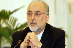 ترامپ یک پدیده است/ حضور در راهپیمایی 22بهمن وظیفه است
