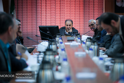 بازدید محمدعلی نجفی شهردار تهران از خط ۶ و ۷ مترو