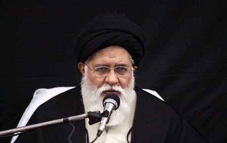 هر زمزمه‌ای بر ضد بسیج، آمریکایی و انگلیسی است