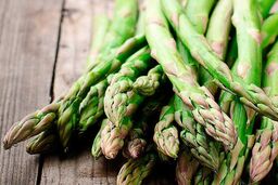 خواص و عوارض مصرف گیاه مارچوبه