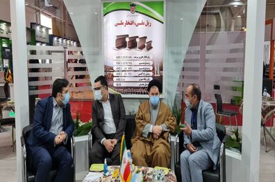 ذوب ‌آهن اصفهان برای کشور افتخارآفرین است
