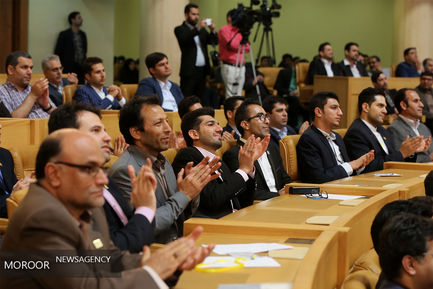 همایش معلم، تولید و اقتصاد دانش بنیان‎ با حضور رییس جمهور