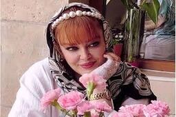 عکس/ گوشی‌های رنگارنگ بهاره رهنما