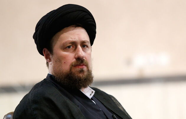 تحکیم اخلاق در جامعه و خانه جز توسط مادر و زن امکان پذیر نیست