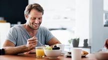 چند خطر سریع غذا خوردن برای سلامتی
