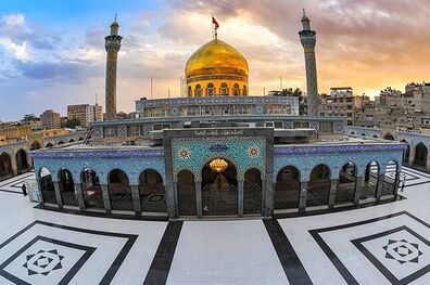 حرم حضرت زینب (س) شست و ضدعفونی شد