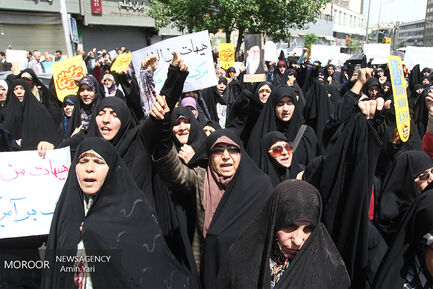 راهپیمایی نمازگزاران تهرانی در حمایت از بیانیه شورای عالی امنیت‎ ملی
