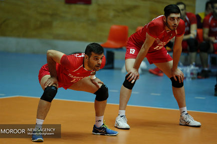 دیدار تیم های والیبال بانک سرمایه و شهرداری تبریز