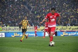 انصاری فحش داد و من هم جوابش را دادم