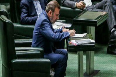 وزیر ارتباطات پرداخت وام‌های نجومی در پست بانک را تکذیب کرد