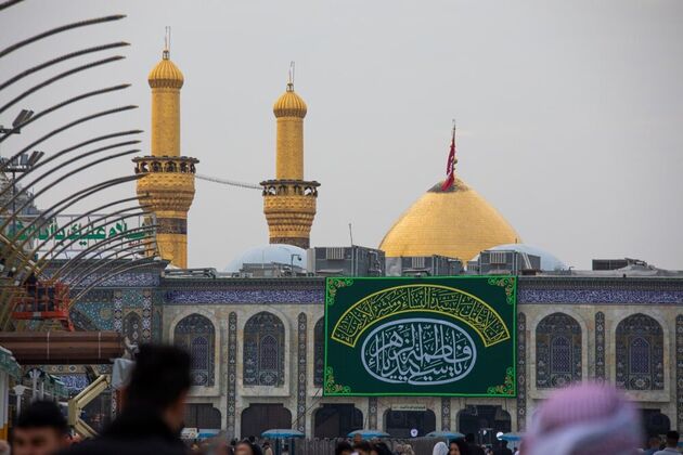 صحن حرم امام حسین(ع) به مناسبت میلاد «حضرت زهرا (س)» آذین بندی شد