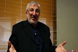 دبیر جدید کمیسیون زیربنایی و تولیدی مجمع معارفه شد