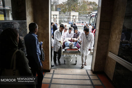 مصدومان حادثه واژگونی اتوبوس حامل زائران ایرانی