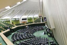 مجلس با لزوم معرفی مشاور از سوی نامزدهای انتخابات ریاست جمهوری مخالفت کرد