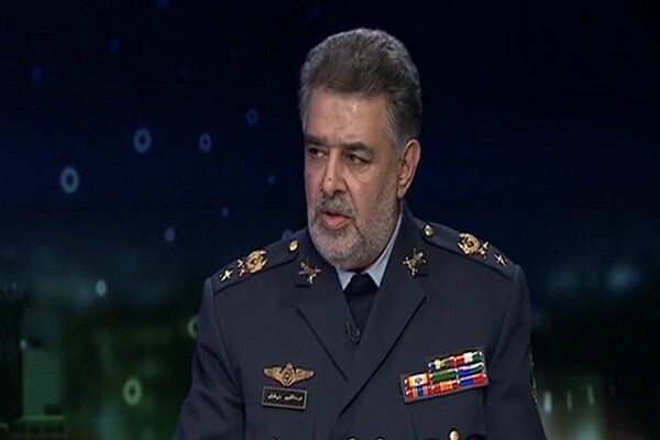 اظهارات امیر سرتیپ بنی طرفی در مورد ویژگی‌ های جت آموزشی یاسین
