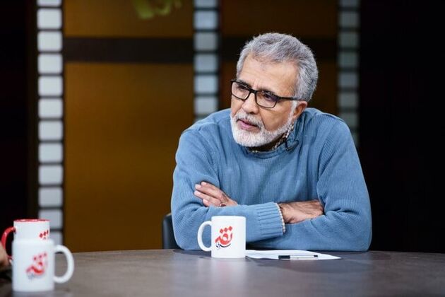 بررسی فیلم سینمایی منطقه پرواز ممنوع در برنامه نقد سینما