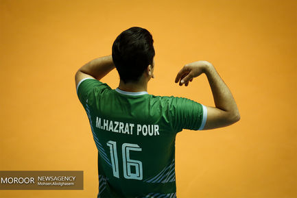 دیدار تیم های والیبال پیکان و شمس